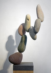 WOODS DAVY - Suluru, sculpture, stone