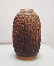 DORA DE LARIOS- Untitled, vessel, ceramic, sculpture, animals