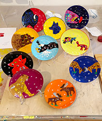 JOE FAY - Paintings in plates, animals, abstract, colorful