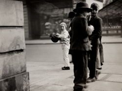 E.O. HOPPE - Street Urchins, Guy Fawkes, London, photography, vintage, England, black and white, figurative