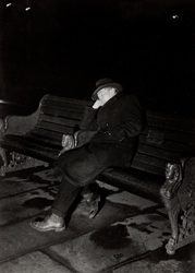 E.O. HOPPE - Down and Out, London, 1935, photography, vintage, England, black and white