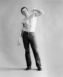 JERRY MCMILLAN - Ed Ruscha with Shirt Off, 1971