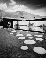 JULIUS SHULMAN - Alexander Twin Palms House 2, 1957