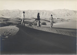 JULIUS SHULMAN - Death Valley Dunes, c.1935