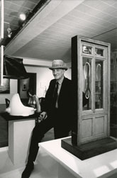 JULIAN WASSER - Marcel Duchamp, Pasadena Art Museum